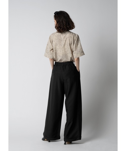 Adoon plain（アドーンプレーン）の「トライアングルネックブラウス / 半袖（シャツ/ブラウス・レディース・ホワイト/ブラック/ライトベージュ・FREE）」の8枚目の写真