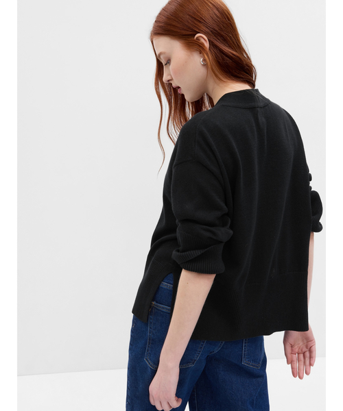 GAP（ギャップ）の「リネン混 ボーイフレンドカーディガン（カーディガン/ボレロ・レディース・ブラック/ベージュ/ホワイト・XS/S/M/L/XL/XXS）」の8枚目の写真