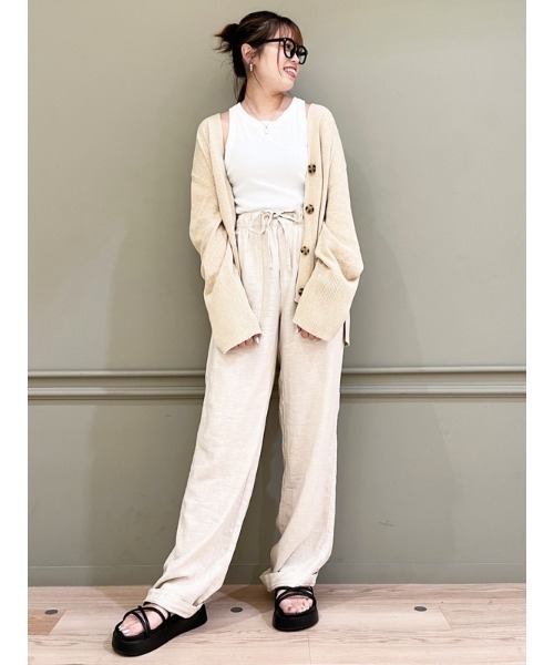 GAP（ギャップ）の「リネン混 ボーイフレンドカーディガン（カーディガン/ボレロ・レディース・ブラック/ベージュ/ホワイト・XS/S/M/L/XL/XXS）」の4枚目の写真
