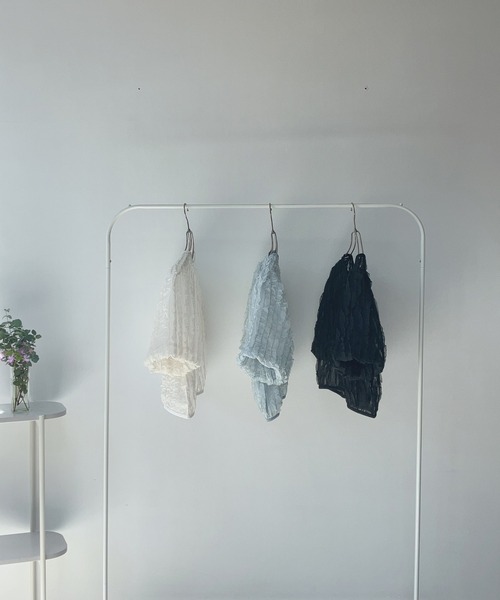 AS KNOW AS plus（アズノゥアズプラス）の「〇シアーフリル5分袖ブラウス（シャツ/ブラウス・レディース・アイボリー/ブラック/サックスブルー・FREE）」の22枚目の写真