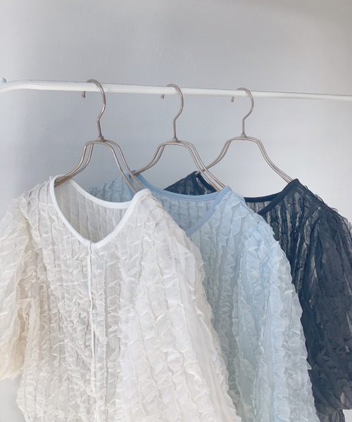 AS KNOW AS plus（アズノゥアズプラス）の「〇シアーフリル5分袖ブラウス（シャツ/ブラウス・レディース・アイボリー/ブラック/サックスブルー・FREE）」の18枚目の写真