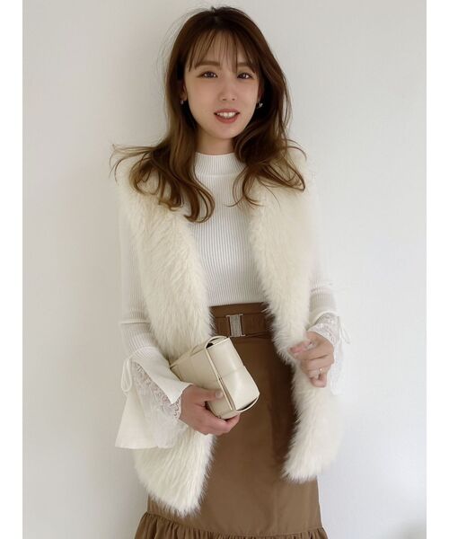 dazzlin（ダズリン）の「ワークベルトバルーンスカート（スカート・レディース・ネイビー/ブラウン/アイボリー・SMALL/MEDIUM）」の7枚目の写真