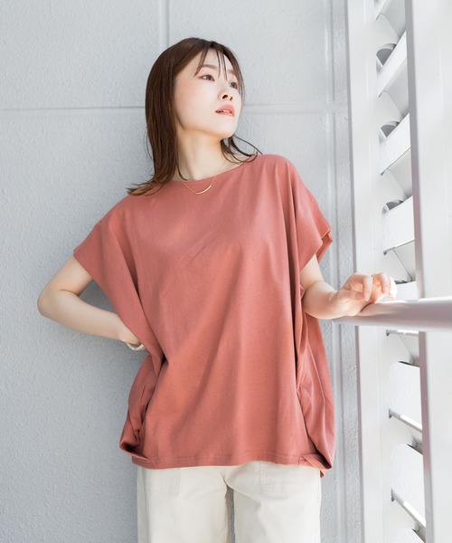 atONE（アットワン）の「atONE ショルダータックフレンチスリーブカットソー（Tシャツ/カットソー・レディース・グレイッシュベージュ/テラコッタ/ネイビー/ブラック/ホワイト・M-L/4L～5L/LL～3L）」の19枚目の写真