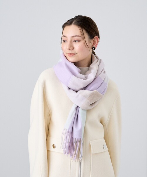 ANAYI(アナイ)の「カシミヤブロックチェックストール(ストール/ショール・レディース・パープル系その他/レッド系その他・FREE)」の21枚目の写真