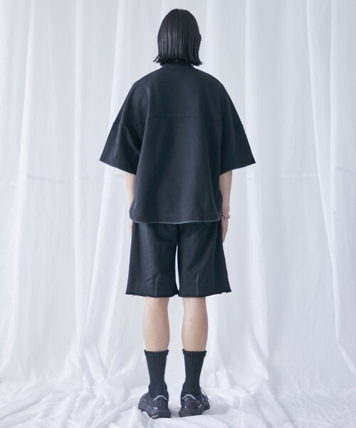 PUBLIC TOKYO(パブリックトウキョウ)の「スーピマスウェットビッグルーズTEE(スウェット・メンズ・ブラック/グレー・1/2)」の15枚目の写真