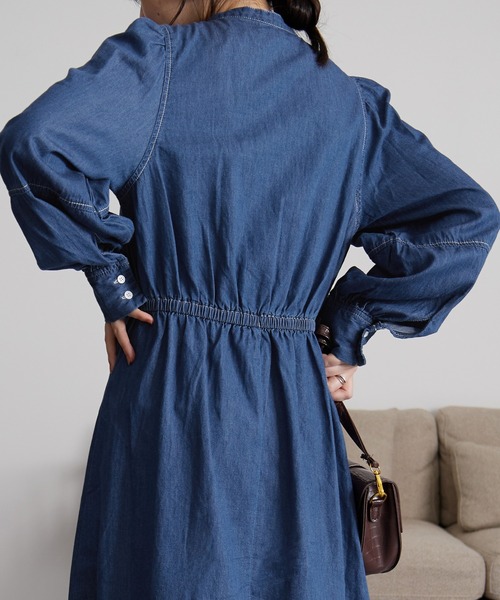 RANAN（ラナン）の「配色ステッチデニムシャツワンピース（ワンピース・レディース・ブルー/ブラック・L/LL/M）」の7枚目の写真