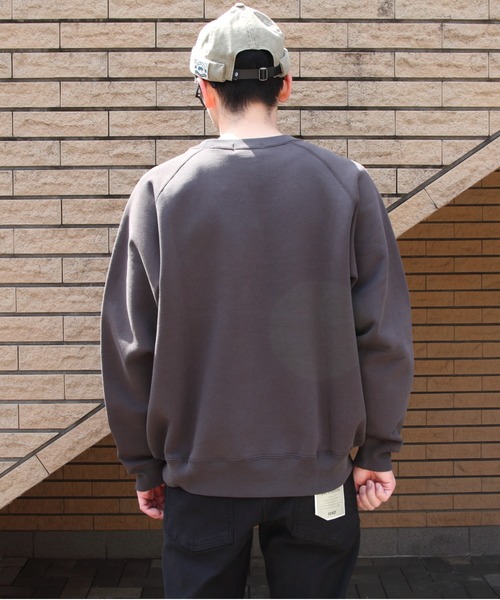 GYMPHLEX（ジムフレックス）の「GYMPHLEX/ジムフレックス　スウィングスリーブクルーネックプルオーバースウェット　SWING SLEEVE CREW P.O. SWEAT C0292 TCF（メンズ）（スウェット・メンズ・アイボリー/チャコールグレー/グレー/ダークグリーン/ダークブルー/ライトブルー・M/L）」の17枚目の写真