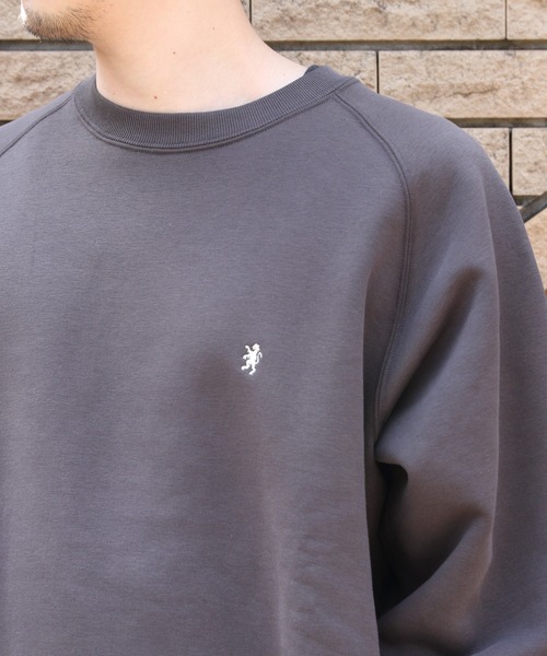 GYMPHLEX（ジムフレックス）の「GYMPHLEX/ジムフレックス　スウィングスリーブクルーネックプルオーバースウェット　SWING SLEEVE CREW P.O. SWEAT C0292 TCF（メンズ）（スウェット・メンズ・アイボリー/チャコールグレー/グレー/ダークグリーン/ダークブルー/ライトブルー・M/L）」の22枚目の写真