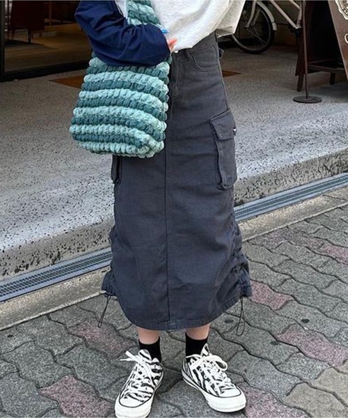 Chick(チック)の「ストリングギャザーカーゴスカート(スカート・レディース・オリーブ/ブラック・L/S/M)」の1枚目の写真