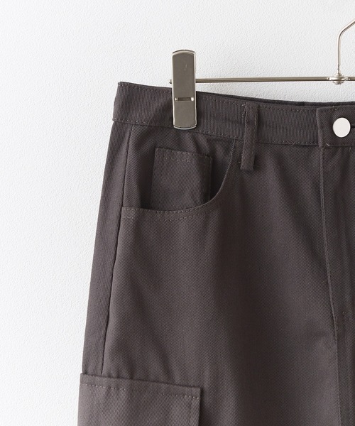 Chick(チック)の「ストリングギャザーカーゴスカート(スカート・レディース・オリーブ/ブラック・L/S/M)」の10枚目の写真