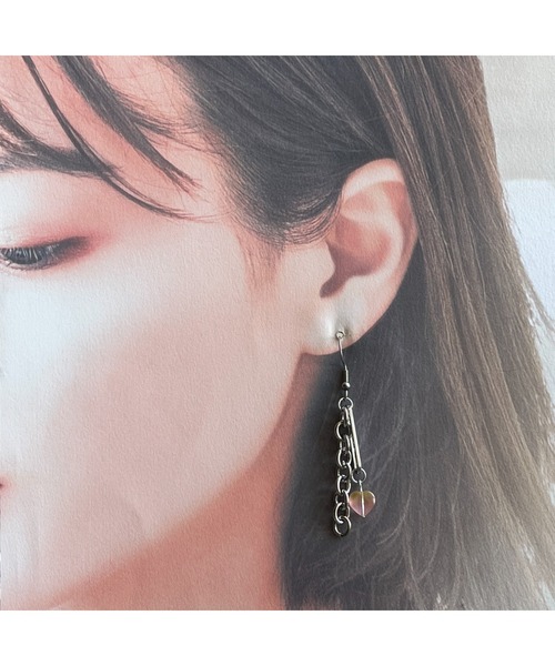 tone（トーン）の「【-lensa-】ゴツっとチェーンとハートのピアス(MA)（ピアス（両耳用）・レディース・シルバー・FREE）」の4枚目の写真