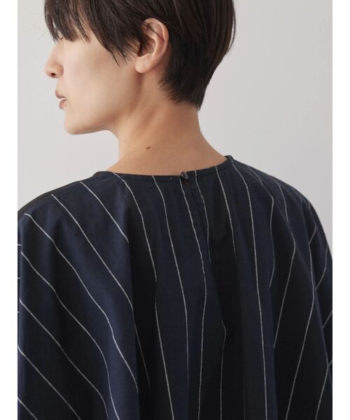 AMERICAN HOLIC（アメリカンホリック）の「ドッキングバックドレープカットプルオーバー（Tシャツ/カットソー・レディース・ネイビー/ブラック/チャコールグレー/オフホワイト・L/M）」の17枚目の写真