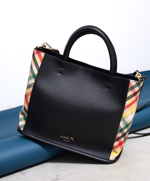 Arnold Palmer(アーノルドパーマー)の「フェイクレザー パーマ―チェック コンビトート(トートバッグ・レディース・ブラック/ブラウン・F)」の16枚目の写真