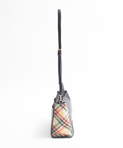 Arnold Palmer(アーノルドパーマー)の「フェイクレザー パーマ―チェック コンビトート(トートバッグ・レディース・ブラック/ブラウン・F)」の6枚目の写真