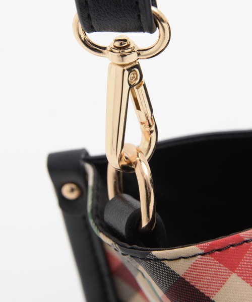 Arnold Palmer(アーノルドパーマー)の「フェイクレザー パーマ―チェック コンビトート(トートバッグ・レディース・ブラック/ブラウン・F)」の11枚目の写真