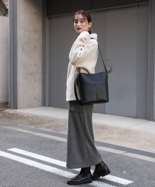 SENSE OF PLACE by URBAN RESEARCH（センスオブプレイスバイアーバンリサーチ）の「アウトポケットショルダーバッグ（ショルダーバッグ・レディース・ブラック/ブラウン/ライトベージュ・ONE）」の13枚目の写真