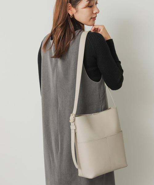 SENSE OF PLACE by URBAN RESEARCH（センスオブプレイスバイアーバンリサーチ）の「アウトポケットショルダーバッグ（ショルダーバッグ・レディース・ブラック/ブラウン/ライトベージュ・ONE）」の18枚目の写真