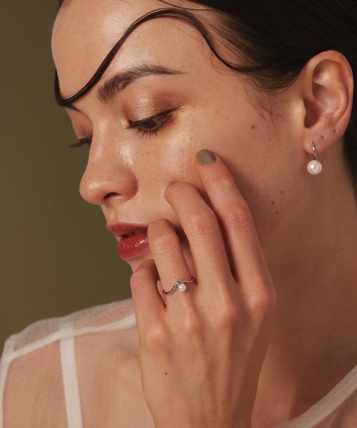 CENE(セネ)の「【CENE】セネ/パールリング(リング・レディース・ゴールド/シルバー・#9/#13/#11)」の5枚目の写真