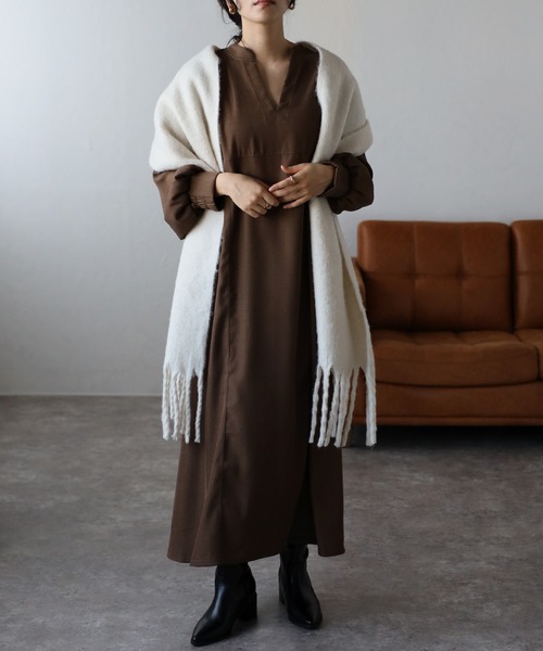 amini（アミニ）の「【2023 A/W】ボリューム袖フレアワンピース（ワンピース・レディース・ブラック/ブラウン/アイボリー・MEDIUM）」の15枚目の写真