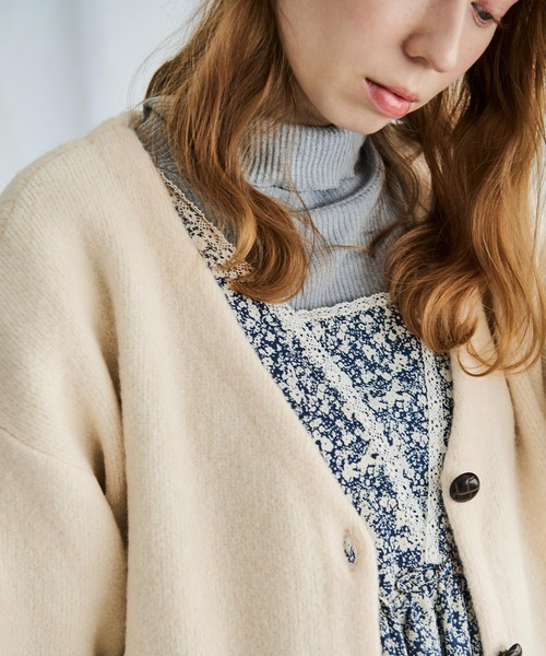 Crisp（クリスプ）の「オーバーソフトニットカーディガン（カーディガン/ボレロ・レディース・ブルー/ブラウン/イエロー/チャコールグレー/ピンク/アイボリー・FREE）」の15枚目の写真