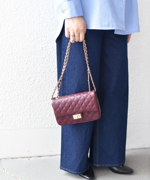 SHIPS Colors（シップス カラーズ）の「SHIPS Colors:キルティング チェーン バッグ◇（ショルダーバッグ・レディース・レッド/ブラック/キャメル/クリーム/ベージュ/シルバー/ブラウン/ワイン・ONE SIZE）」の13枚目の写真