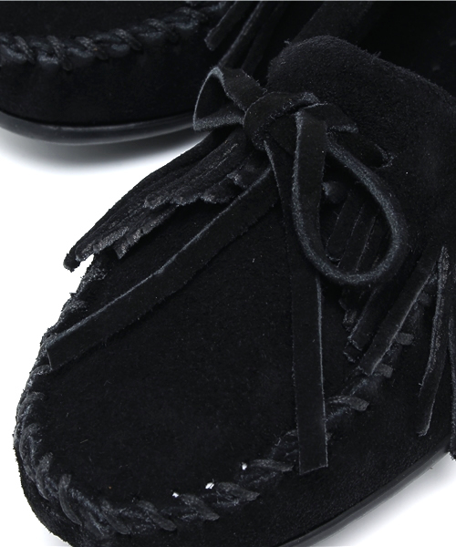 Minnetonka(ミネトンカ)の「モカシンシューズ(モカシン/デッキシューズ・レディース・ブラック・5/6/7/5.5/6.5/7.5)」の6枚目の写真