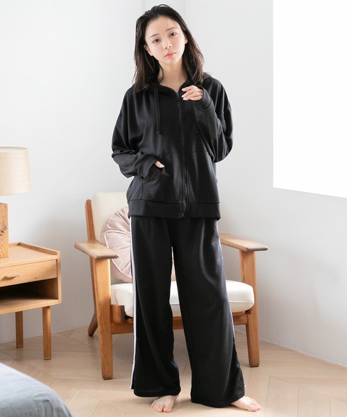 Dita（ディータ）の「ベーシック無地裏毛ZIPパーカー(単品販売)（ルームウェア/パジャマ・レディース・ブラック/ベージュ/ブルーグレー・L/M）」の5枚目の写真