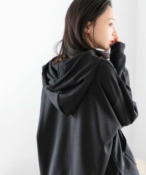 Dita（ディータ）の「ベーシック無地裏毛ZIPパーカー(単品販売)（ルームウェア/パジャマ・レディース・ブラック/ベージュ/ブルーグレー・L/M）」の6枚目の写真