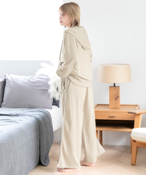 Dita（ディータ）の「ベーシック無地裏毛ZIPパーカー(単品販売)（ルームウェア/パジャマ・レディース・ブラック/ベージュ/ブルーグレー・L/M）」の20枚目の写真