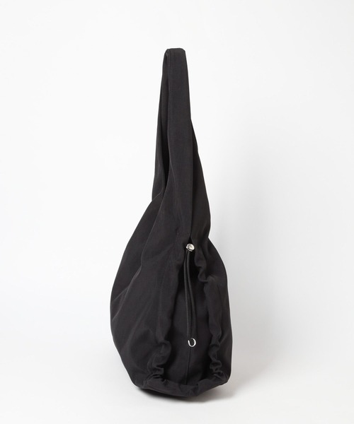 LAKOLE（ラコレ）の「ギャザーショルダーBAG / 981307（ショルダーバッグ・レディース・ライトグリーン/ホワイト/ブラック・FREE）」の5枚目の写真