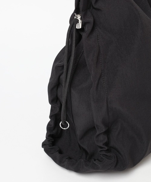 LAKOLE（ラコレ）の「ギャザーショルダーBAG / 981307（ショルダーバッグ・レディース・ライトグリーン/ホワイト/ブラック・FREE）」の14枚目の写真