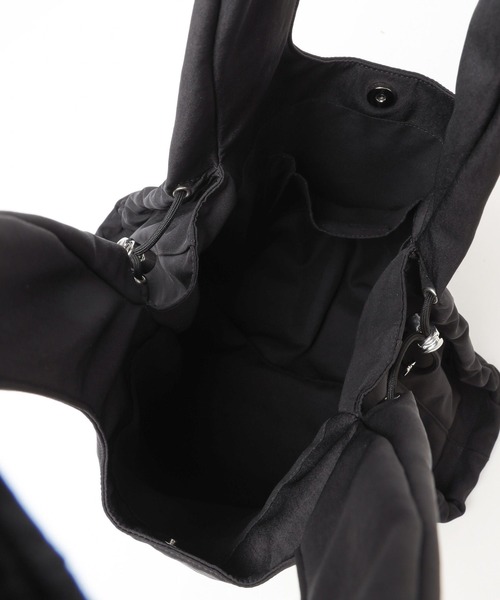 LAKOLE（ラコレ）の「ギャザーショルダーBAG / 981307（ショルダーバッグ・レディース・ライトグリーン/ホワイト/ブラック・FREE）」の17枚目の写真