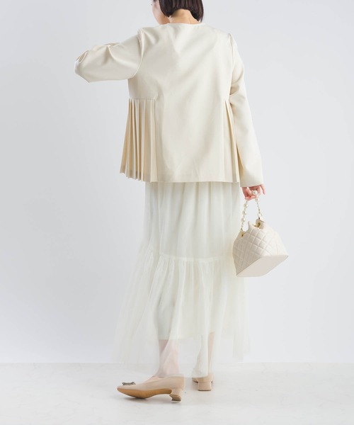 PICCIN(ピッチン)の「【セットアップ可能】ツインクロスノーカラージャケット(スーツジャケット・レディース・ベージュ/ブラック・M/L)」の5枚目の写真