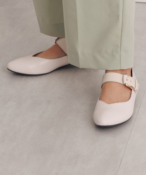 卑弥呼（ヒミコ）の「【卑弥呼】2WAYベルトデザインパンプス/643311（パンプス・レディース・ブラウン/ブラック/アイボリー/グリーン/ネイビー/ピンク/グレー/ベージュ/ライトグレー/キャメル/レッド/ブルー・22.0cm/23.0cm/24.0cm/25.5cm/22.5cm/23.5cm/24.5cm/25.0cm/26.0cm/26.5cm/21.5cm）」の2枚目の写真