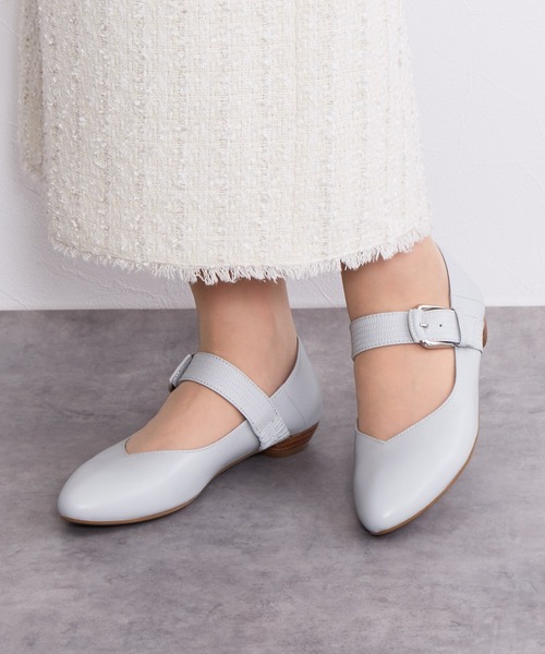 卑弥呼（ヒミコ）の「【卑弥呼】2WAYベルトデザインパンプス/643311（パンプス・レディース・ブラウン/ブラック/アイボリー/グリーン/ネイビー/ピンク/グレー/ベージュ/ライトグレー/キャメル/レッド/ブルー・22.0cm/23.0cm/24.0cm/25.5cm/22.5cm/23.5cm/24.5cm/25.0cm/26.0cm/26.5cm/21.5cm）」の3枚目の写真