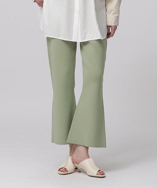 GALLEST（ギャレスト）の「クロップドフレアニットパンツ（その他パンツ・レディース・カーキ/ブラック/アイボリー・38）」の3枚目の写真