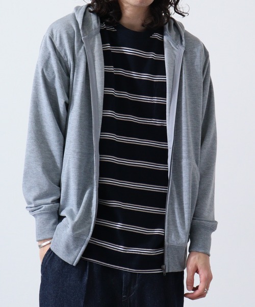 FUNALIVE（ファンアライブ）の「ミニ裏毛 無地ジップ パーカー