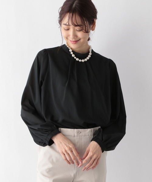 GLOBAL WORK（グローバルワーク）の「2WAYスタンドネックブラウス/MATINEE LINE/994004（シャツ/ブラウス・レディース・ライトベージュ/オフホワイト/ブラック・LARGE/MEDIUM）」の4枚目の写真