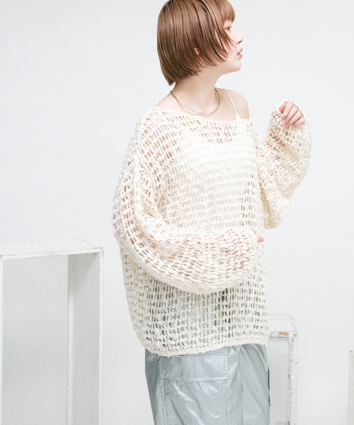 KBF（ケイビーエフ）の「スラブメッシュニットプルオーバー（ニット/セーター・レディース・ネイビー/アイボリー/ライトブルー・ONE）」の13枚目の写真