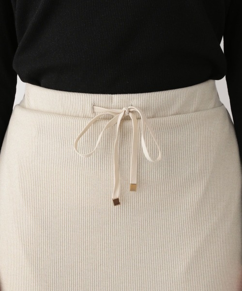 GLOBAL WORK（グローバルワーク）の「セルフカットリブIラインスカート/993235（スカート・レディース・ブラック/アイボリー/イエロー/ブラック系その他・M/L）」の18枚目の写真
