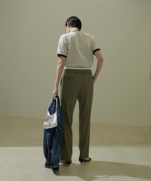 SALON adam et rope'（サロン アダム エ ロペ）の「【kokyo（コキヨ）】Trapecio Mini Bag（ハンドバッグ・レディース・シルバー・FREE）」の5枚目の写真