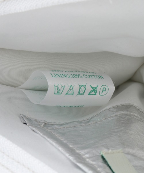 SALON adam et rope'（サロン アダム エ ロペ）の「【kokyo（コキヨ）】Trapecio Mini Bag（ハンドバッグ・レディース・シルバー・FREE）」の13枚目の写真