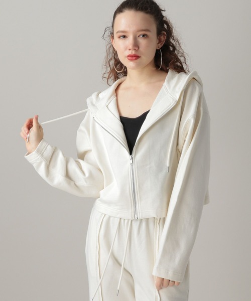 FOREVER 21(フォーエバー トゥエンティーワン)の「【2024SS】スウェットジップパーカー(パーカー・レディース・ピンク/オフホワイト/チャコールグレー・SMALL/MEDIUM)」の2枚目の写真