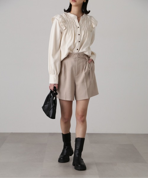 FREE'S MART（フリーズマート）の「フロントシャーリングデニムブラウス（シャツ/ブラウス・レディース・ホワイト系その他/ワンウォッシュ/ライトインディゴブルー・FREE）」の4枚目の写真