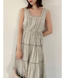 ハシゴレースティアードワンピース
