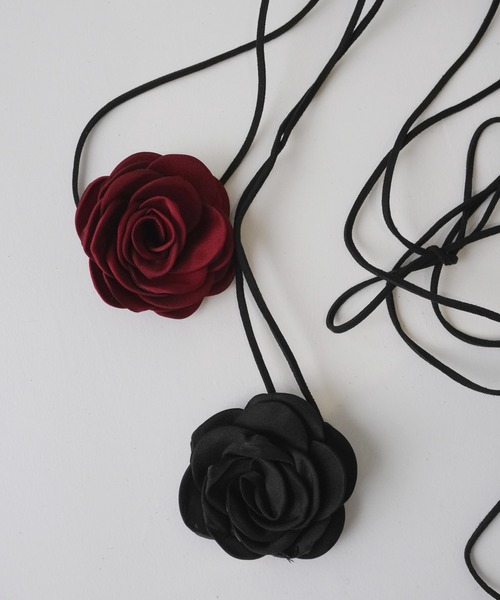 IMARI（イマリ）の「【 IMARI / イマリ 】 ローズ チョーカー ネックレス（ネックレス・レディース・ブラック/レッド/ブルー・FREE）」の6枚目の写真