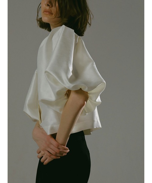 enchainement（アンシェヌマン）の「パフスリーブシャンタンブラウス（シャツ/ブラウス・レディース・ブラック/オフホワイト・フリー）」の4枚目の写真