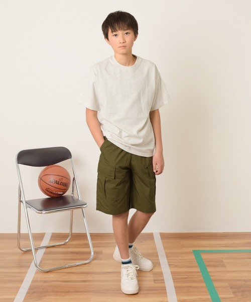 GLAZOS（グラソス）の「【大人向けサイズあり】【プチプラ】アソートバックフォト半袖Tシャツ（Tシャツ/カットソー・キッズ・ホワイト/オートミール/ベージュ/ネイビー/カーキ/ブルー/チャコールグレー・130cm/140cm/150cm/160cm/170cm）」の13枚目の写真