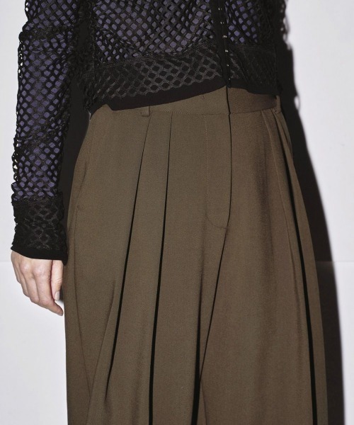 TODAYFUL（トゥデイフル）の「TODAYFUL　Bonding Wide Trousers ボンディングワイドトラウザーズ/12420710（その他パンツ・レディース・チャコールグレー/ブラック/グリーン系その他・38/36）」の10枚目の写真