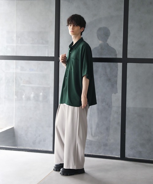 ETELIO(エテリオ)の「梨地ドルマンスリーブ半袖シャツ(シャツ/ブラウス・メンズ・ワイン/ブルーグリーン/ブラック/ホワイト/ダークグリーン/チャコール・L/S/M/XS)」の20枚目の写真